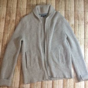 Banana Republic Sweater Size Small